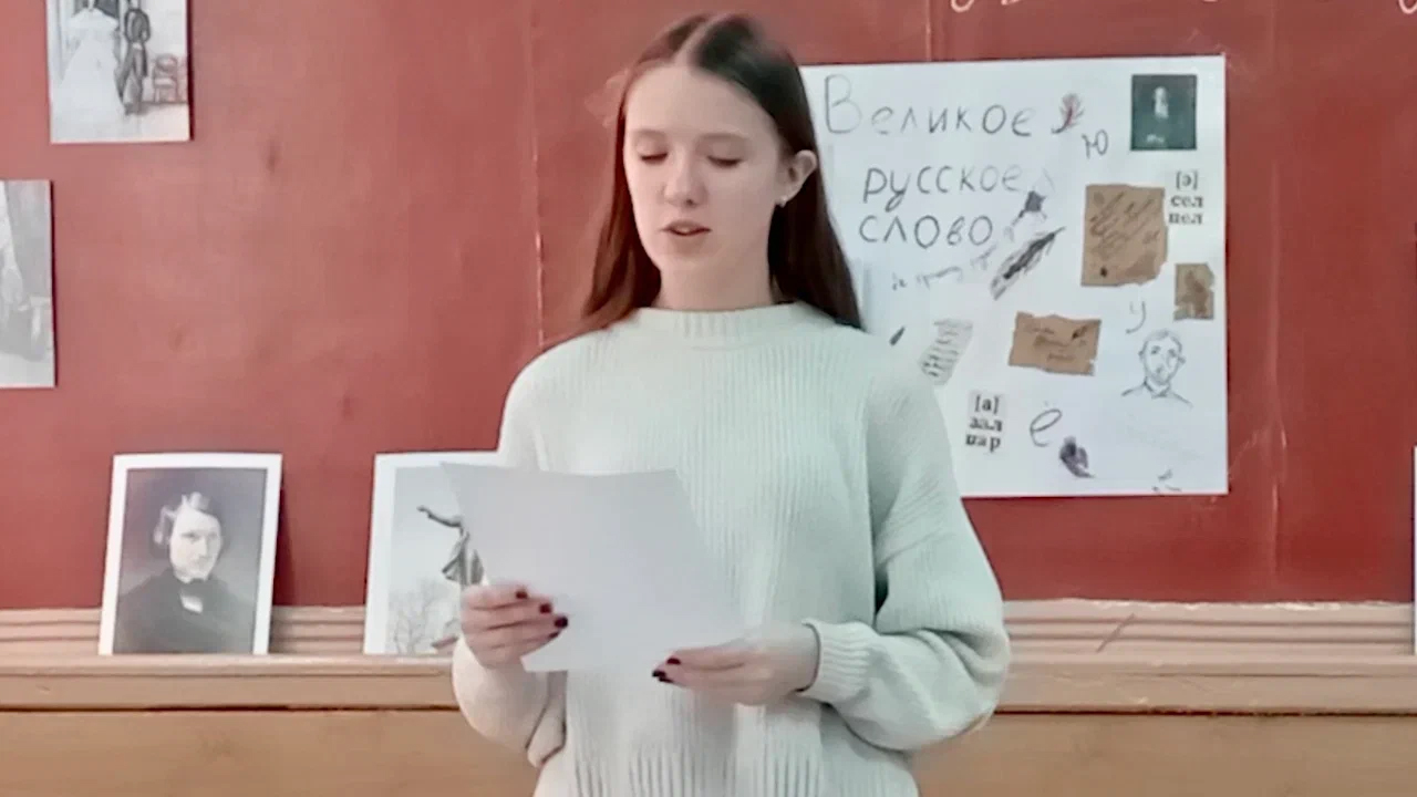 Полина Пивоварова победила в отборочной игре «Страницы’23» в школе № 40 города Луганска